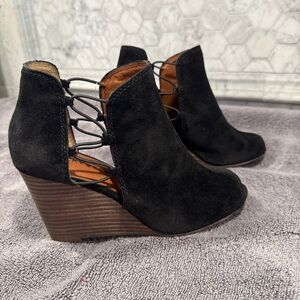 Lucky Brand Black Wedge Booties
